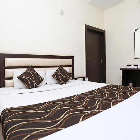 Oyo 6359 Hotel Mezbaan Regency Raipur  Ngoại thất bức ảnh