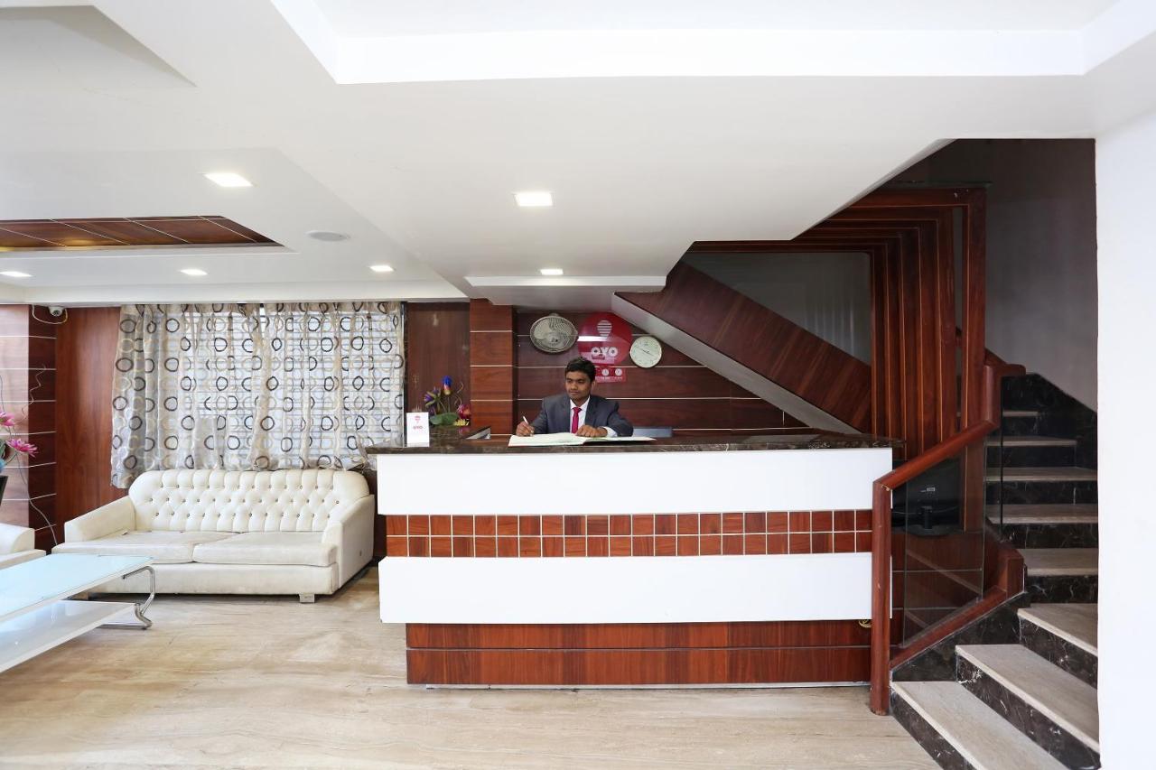 Oyo 6359 Hotel Mezbaan Regency Raipur  Ngoại thất bức ảnh