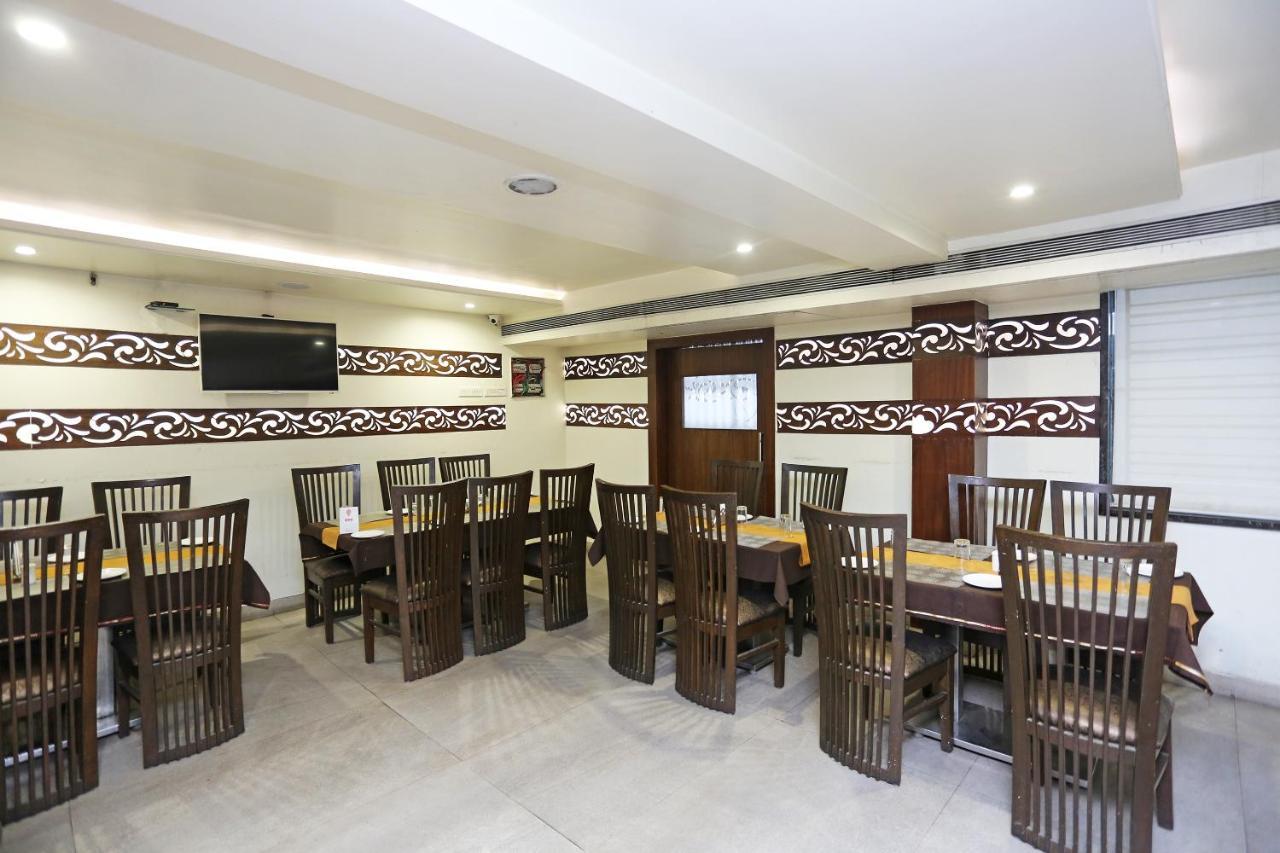 Oyo 6359 Hotel Mezbaan Regency Raipur  Ngoại thất bức ảnh