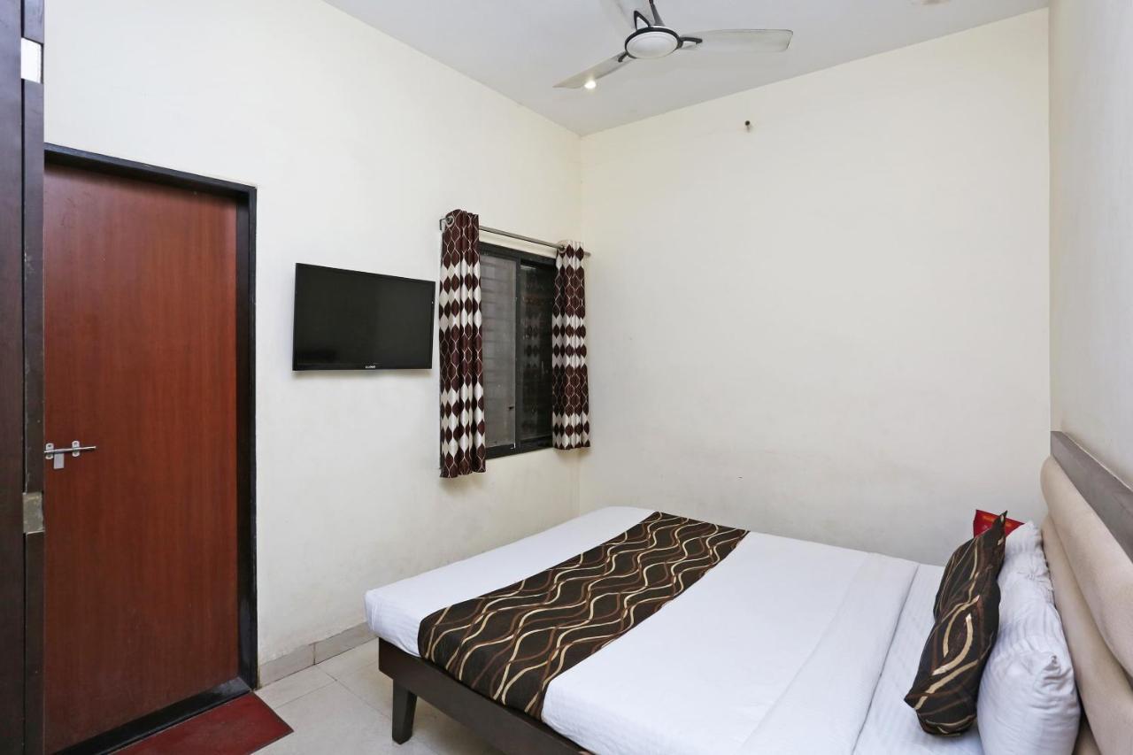 Oyo 6359 Hotel Mezbaan Regency Raipur  Ngoại thất bức ảnh